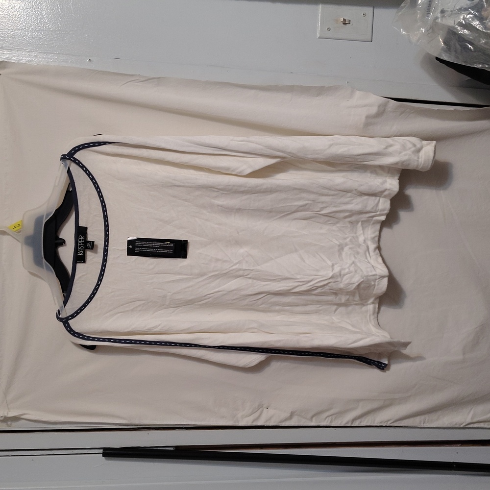 Women's long sleeve top nwt Kasper